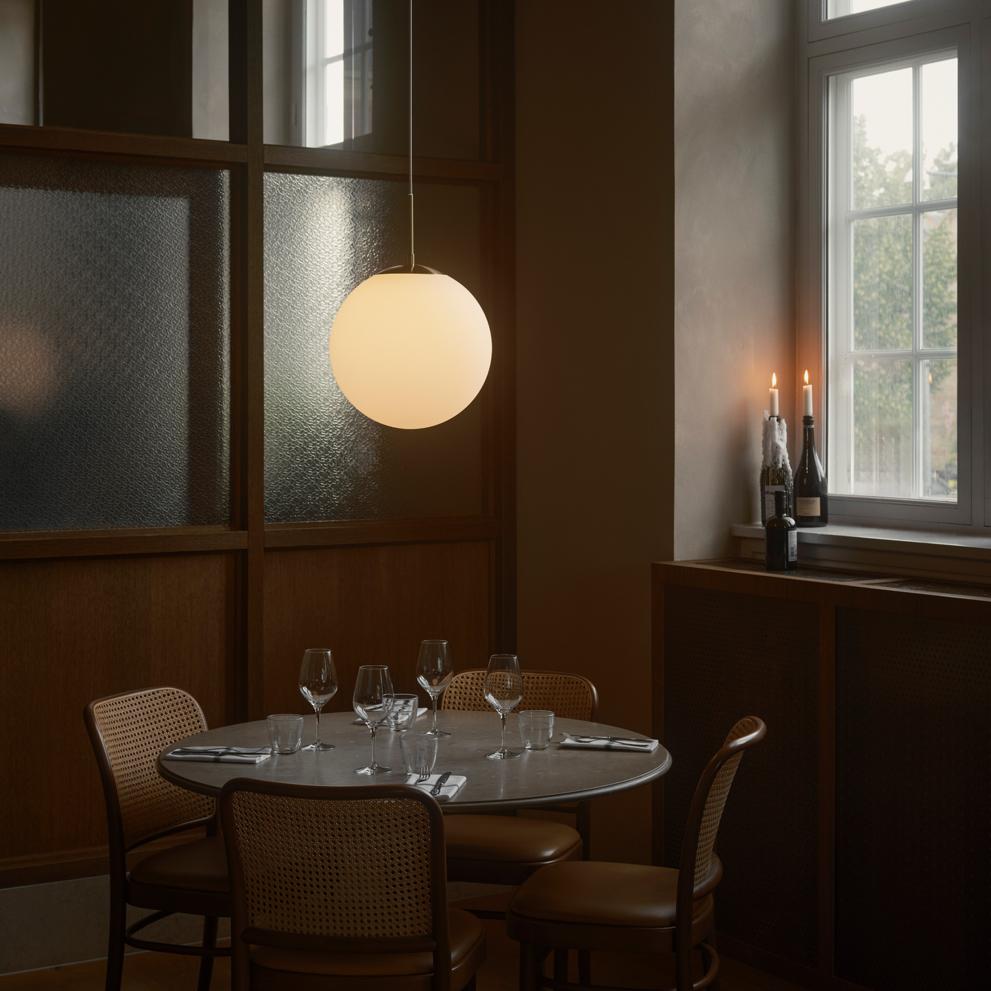 Grant 25 Candeeiro de TectoLatão