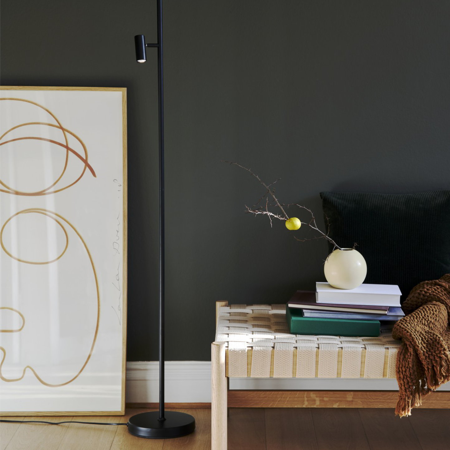 Omari Candeeiro de Chão Preto